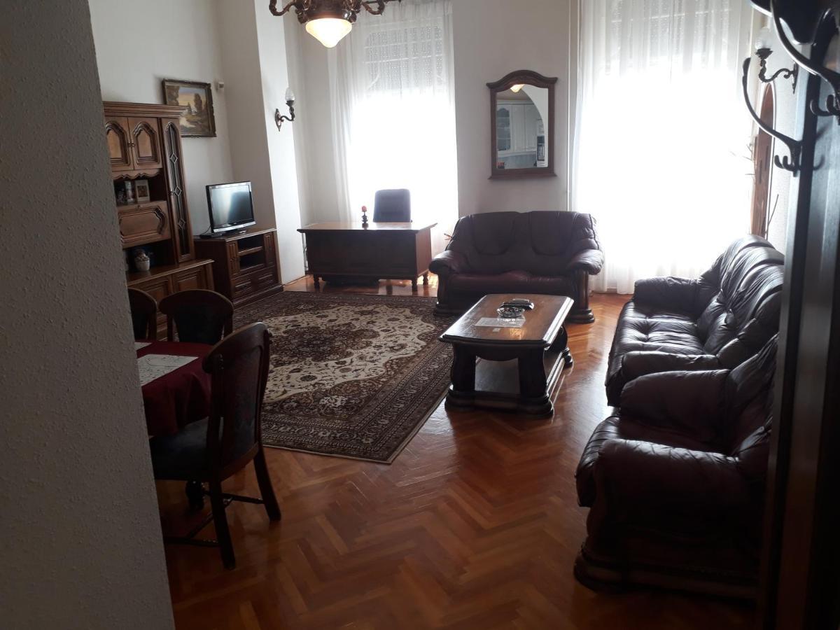 Piac Utcai Apartman 2 Debrecen Eksteriør billede